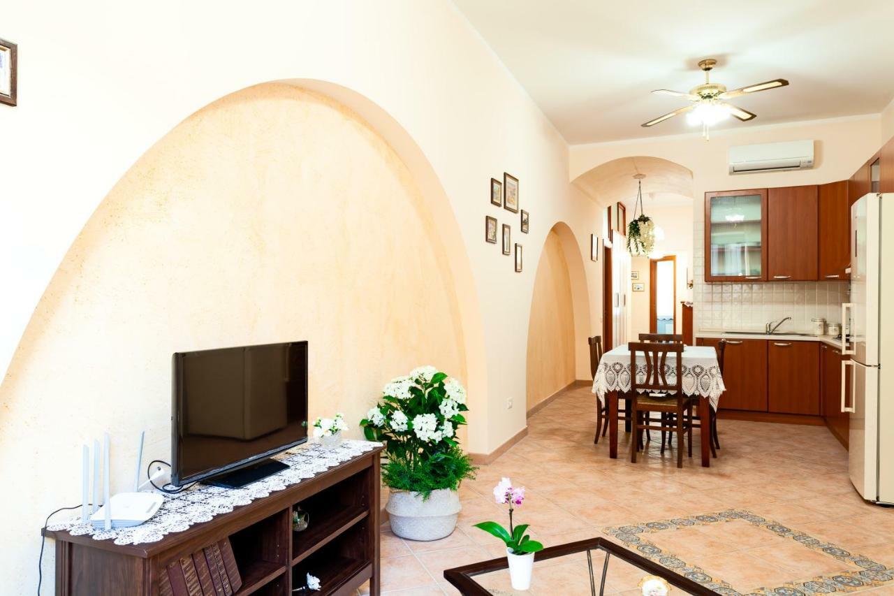 Appartement Doris House Sorrente Extérieur photo