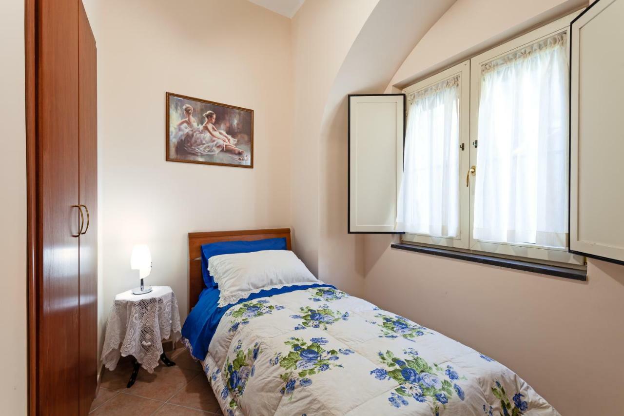 Appartement Doris House Sorrente Extérieur photo